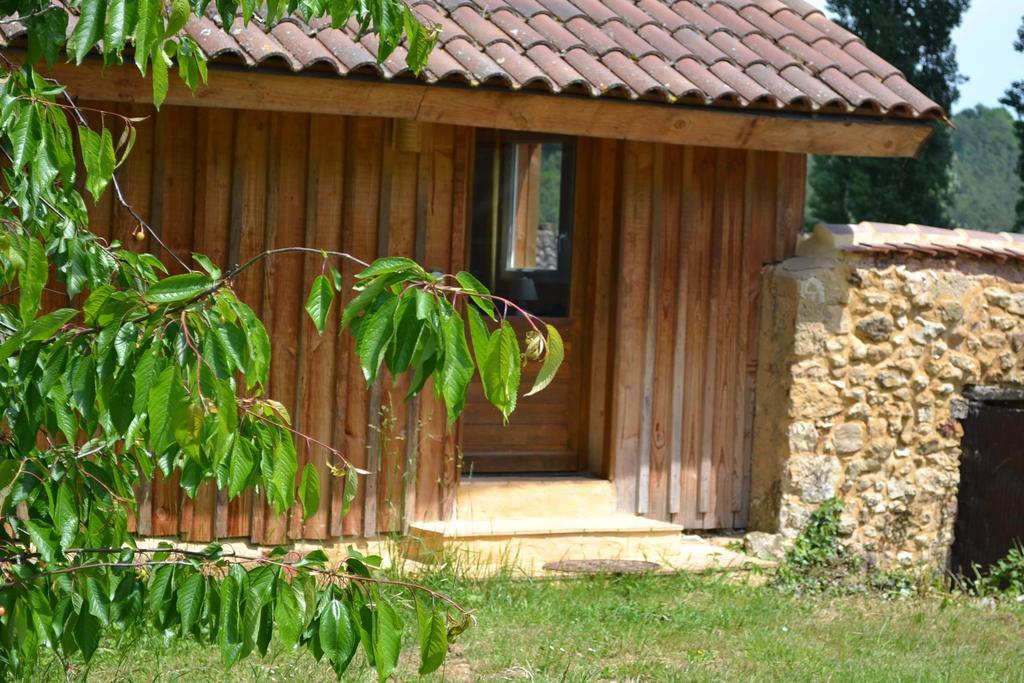 فندق Saint-Amand-de-Belvèsفي  La Ferme De Cagnolle المظهر الخارجي الصورة